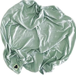 Spearmintlove swaddle